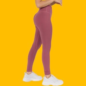 Buttery soft high waisted Capri length